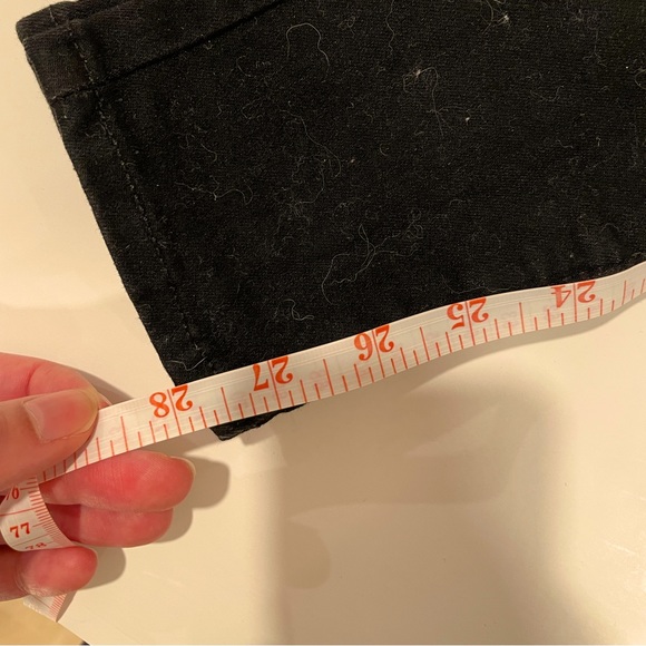 Levi’s black high rise super skinny - Picture 3 of 3